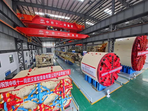 厲害 這里一年維修再造51臺巨型 地老虎